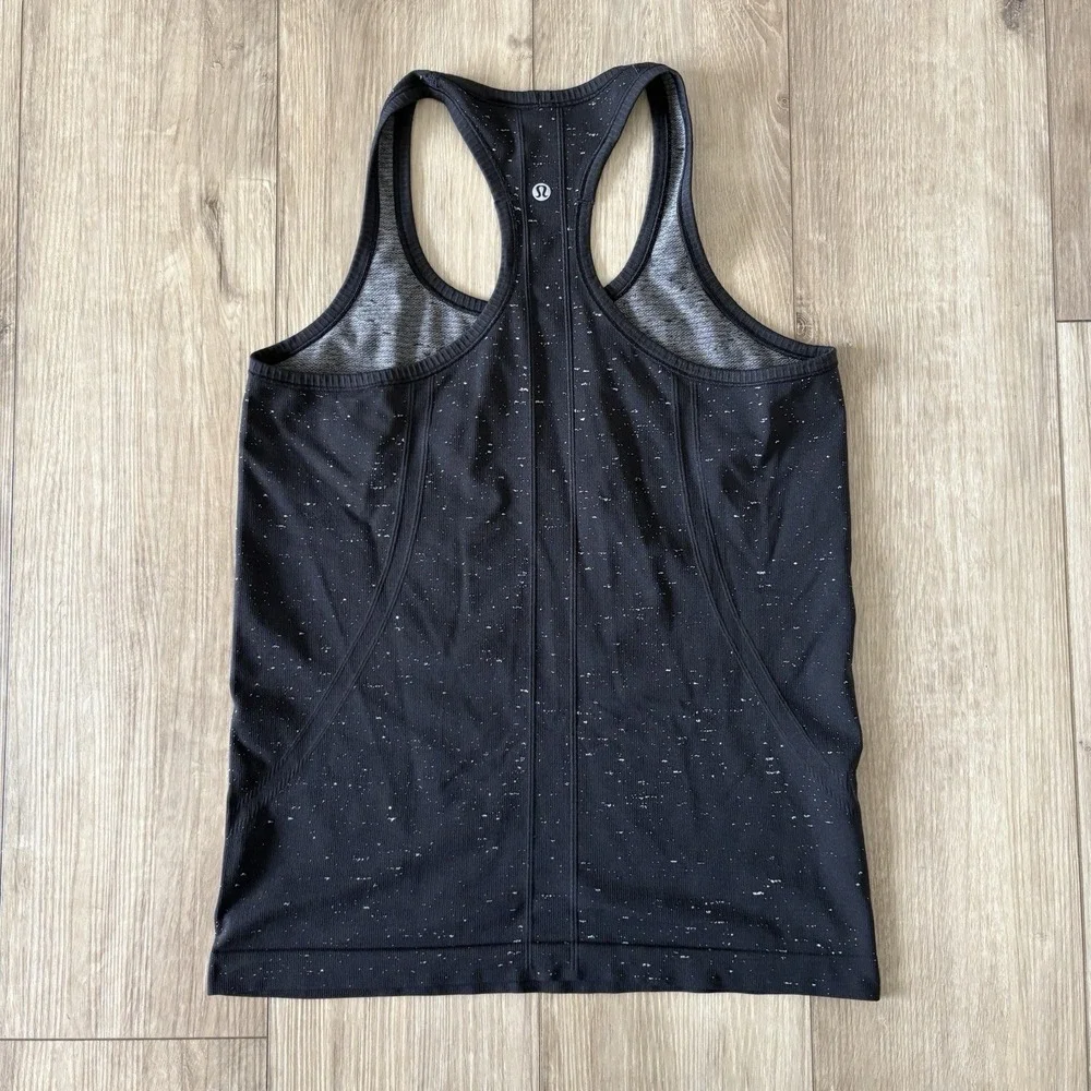 Lululemon Swiftly Tech Black Speckled Racerback Tank Top Shirt Size 8 Yoga‎ Gym